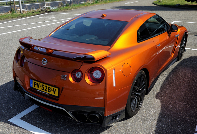 Nissan GT-R 2017