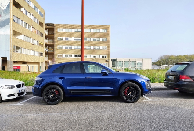 Porsche 95B Macan GTS MkIII