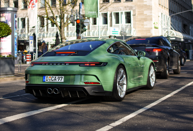 Porsche 992 GT3 Touring