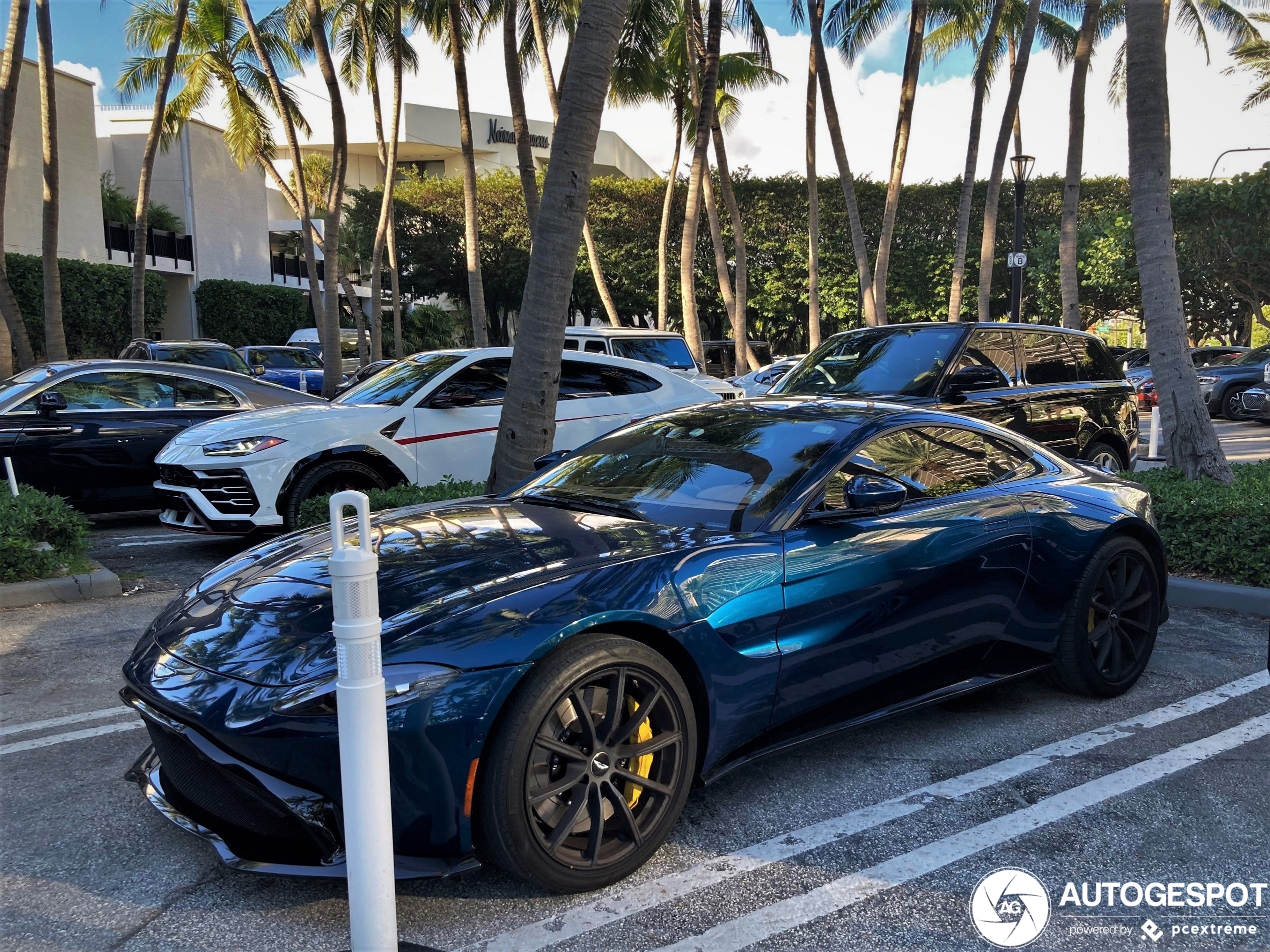 Aston Martin V8 Vantage 2018