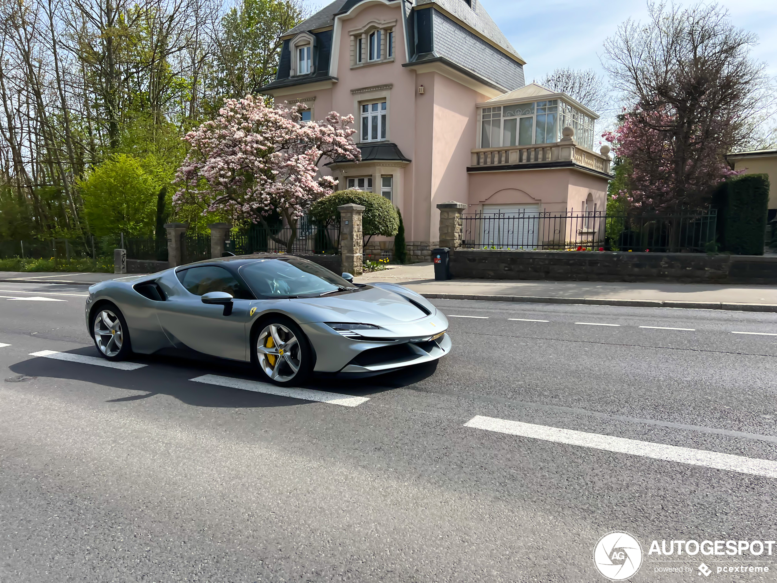 Ferrari SF90 Stradale