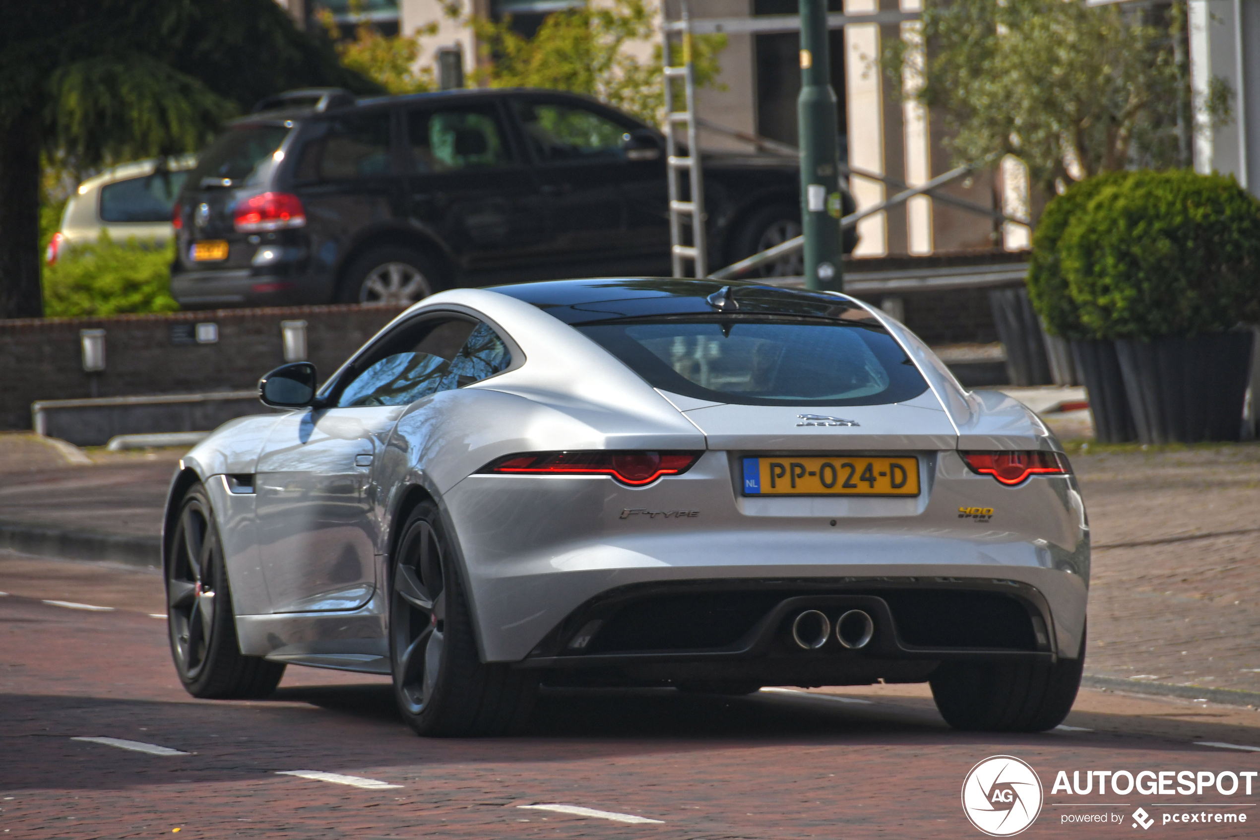 Jaguar F-TYPE 400 Sport AWD Coupé