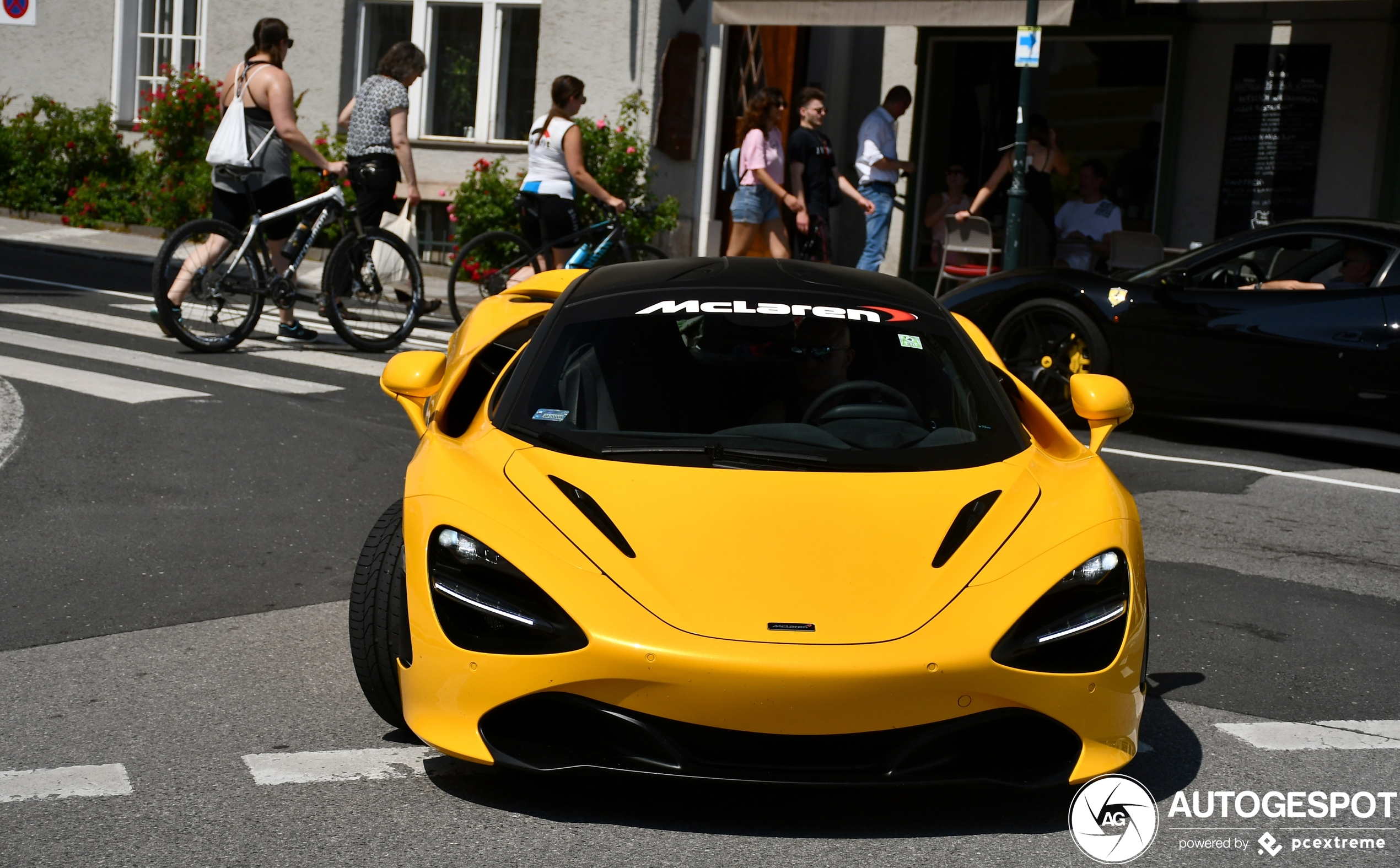 McLaren 720S