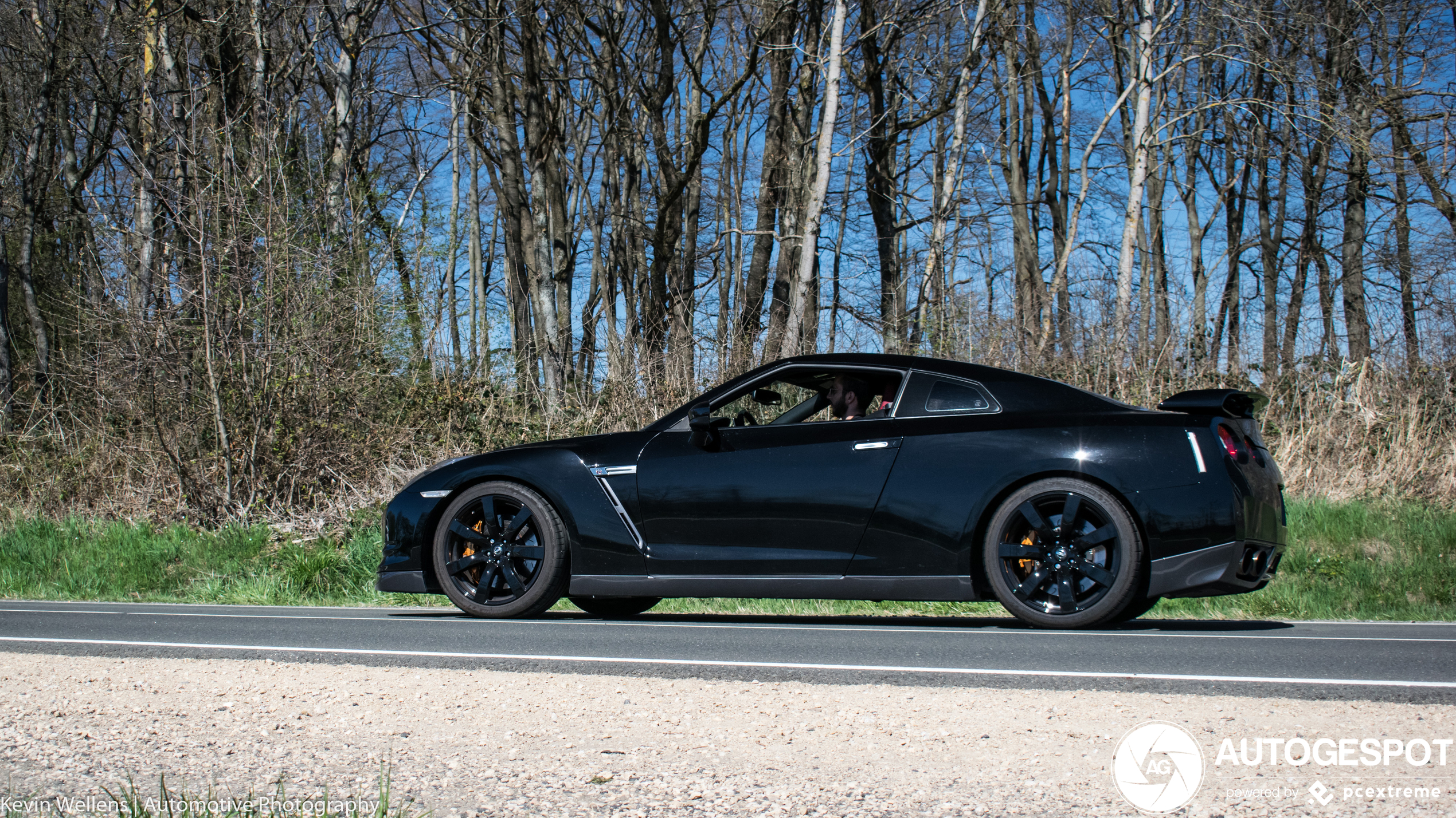 Nissan GT-R