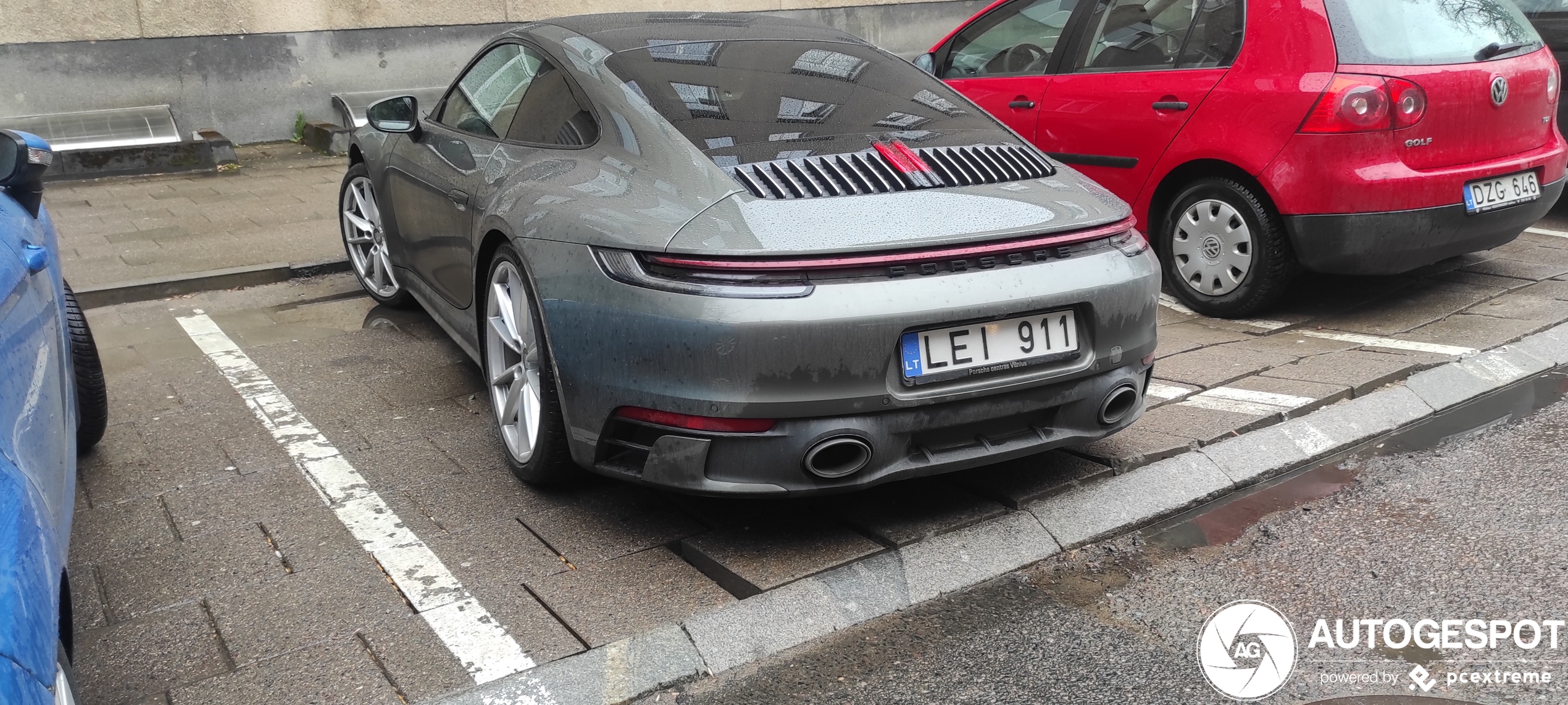 Porsche 992 Carrera 4S