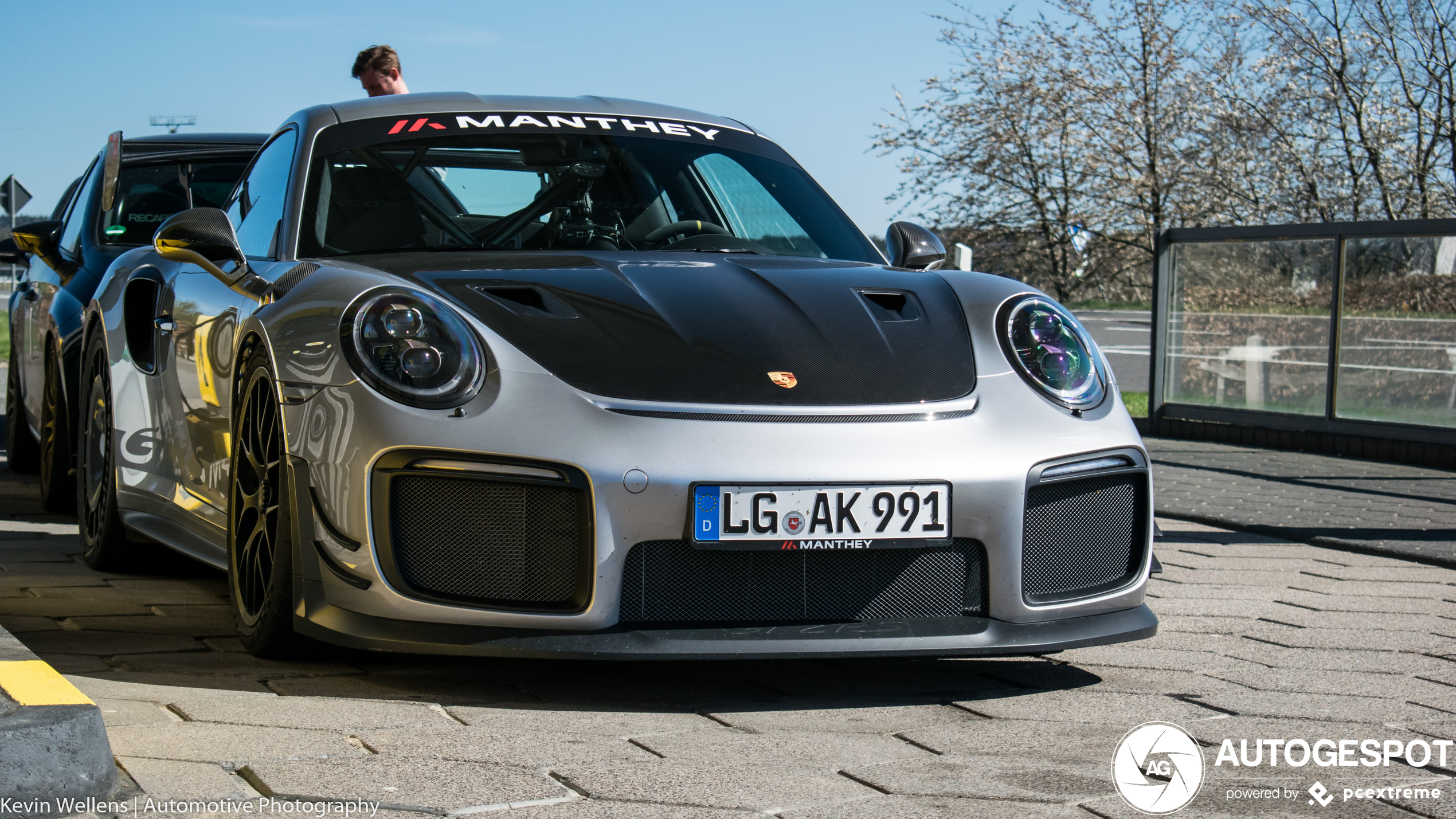 Porsche Manthey Racing 991 GT2 RS MR