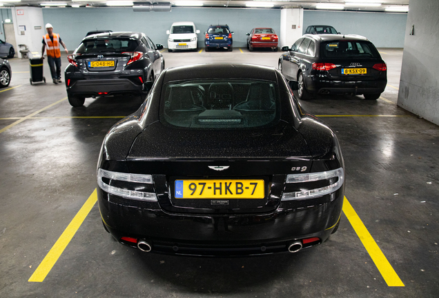 Aston Martin DB9