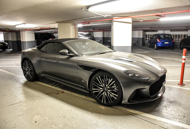 Aston Martin DBS Superleggera Volante