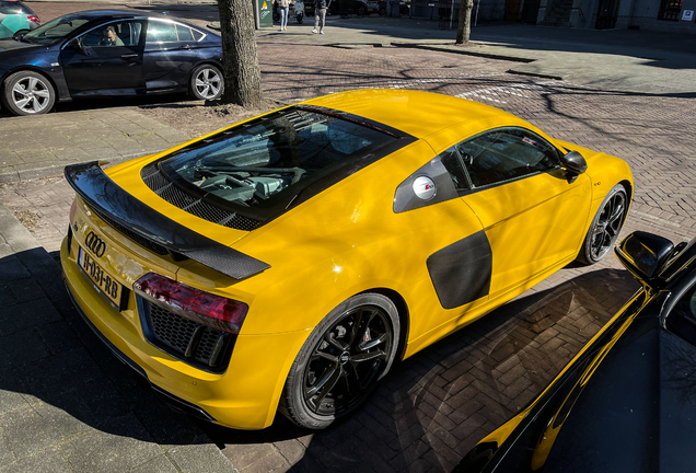 Audi R8 V10 Plus 2015