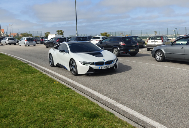 BMW i8