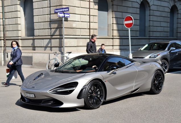 McLaren 720S