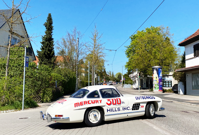 Mercedes-Benz 300SL Gullwing