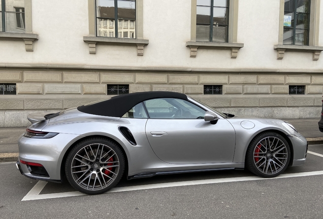 Porsche 992 Turbo Cabriolet