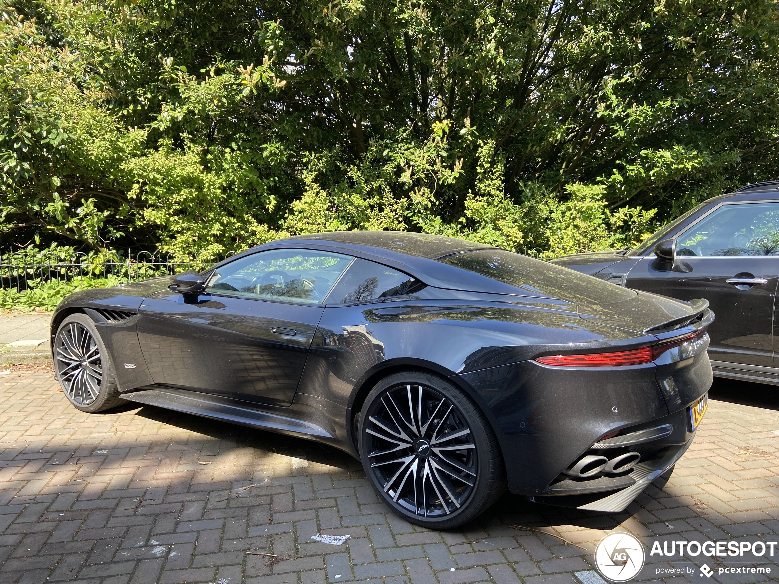 Aston Martin DBS Superleggera