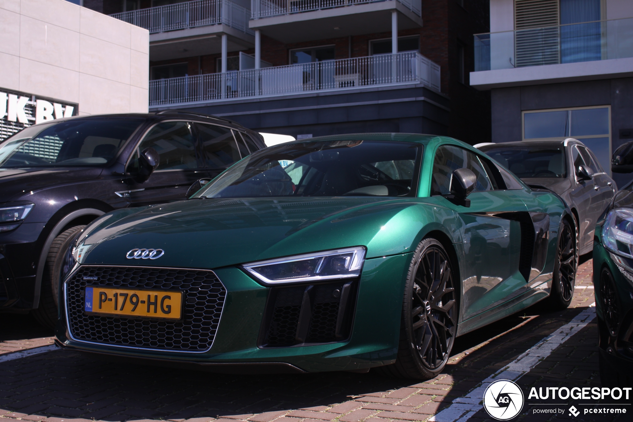 Audi R8 V10 Plus 2015