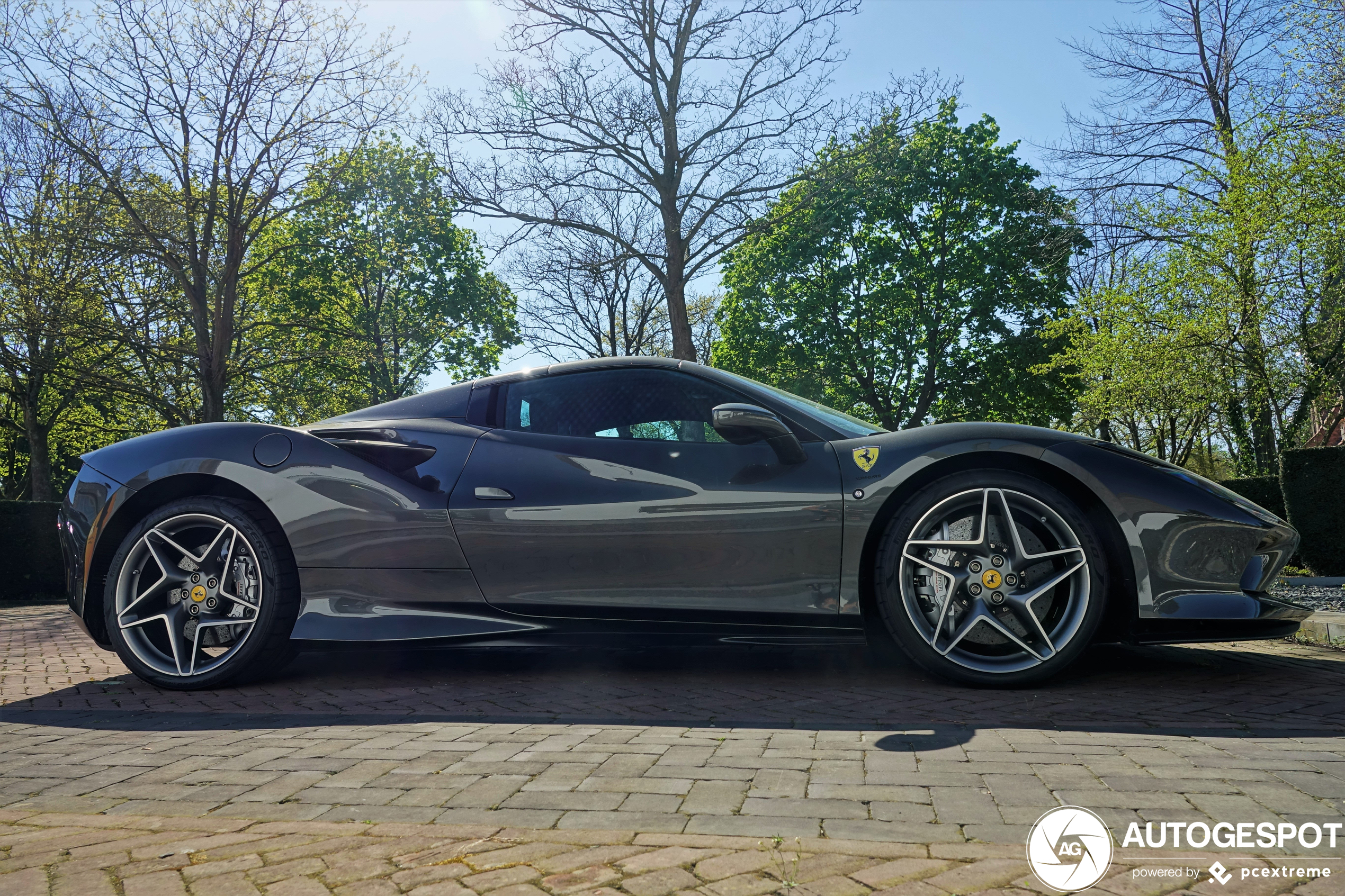 Ferrari F8 Spider