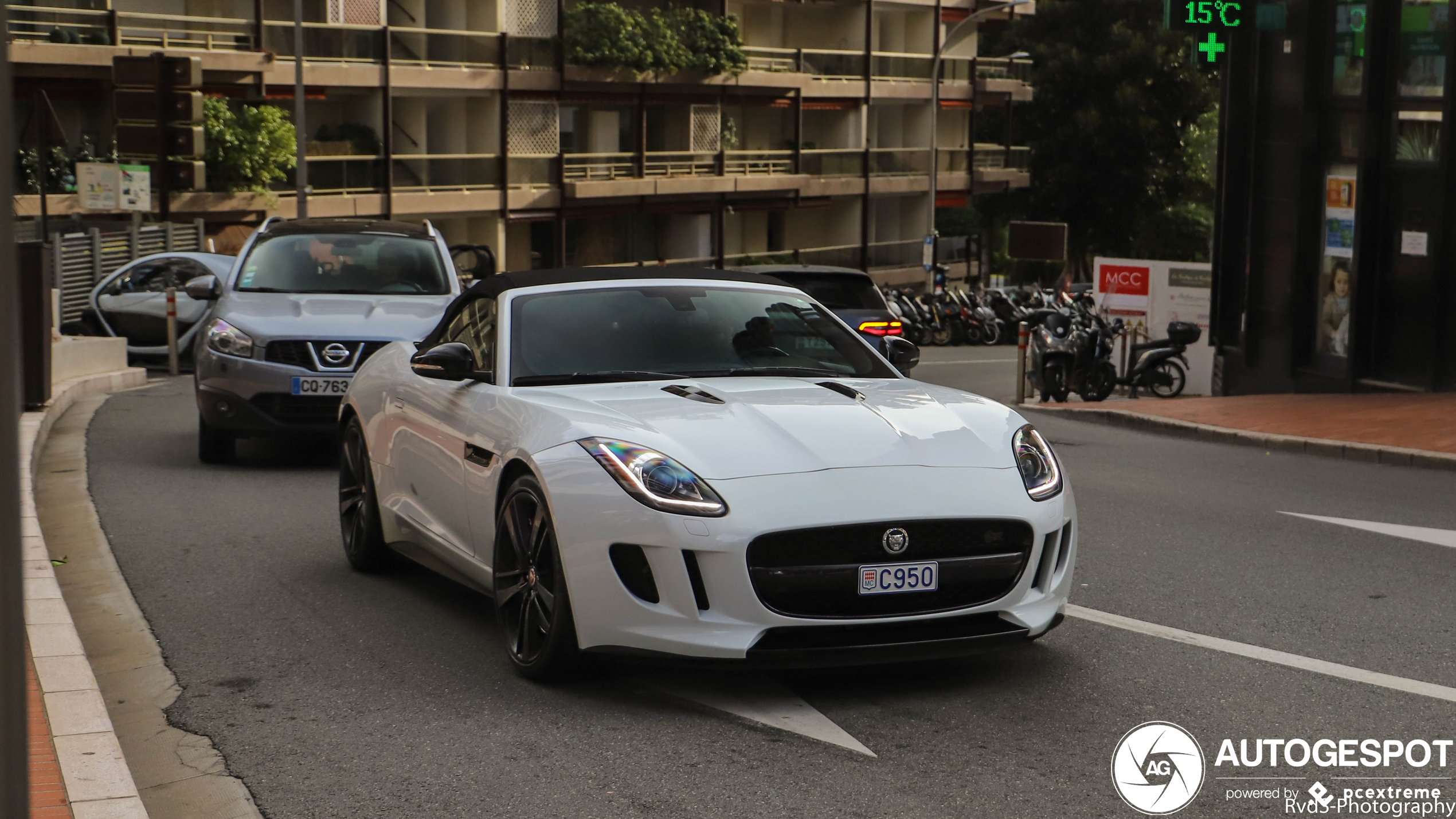 Jaguar F-TYPE R Convertible