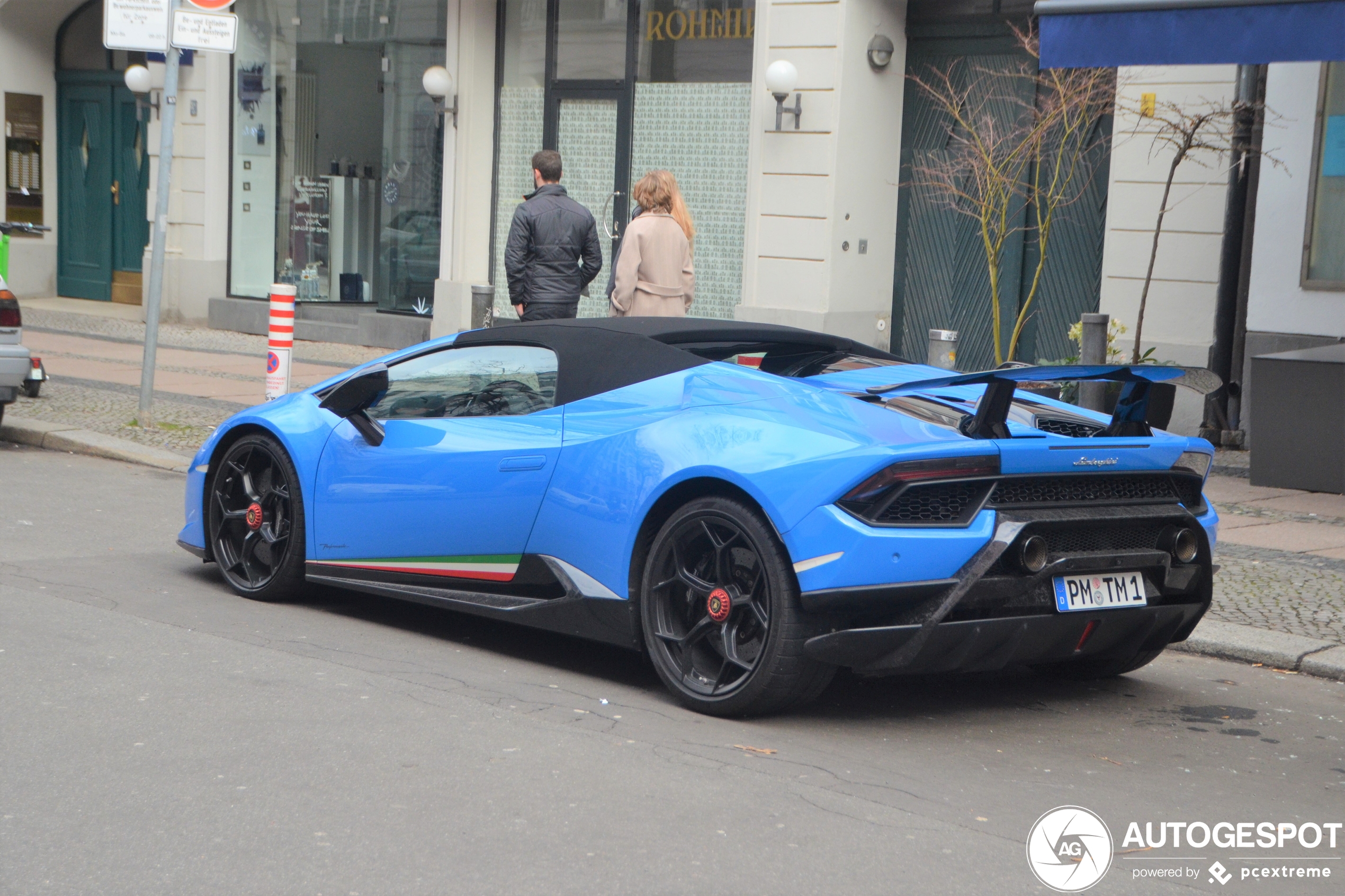 Lamborghini Huracán LP640-4 Performante Spyder