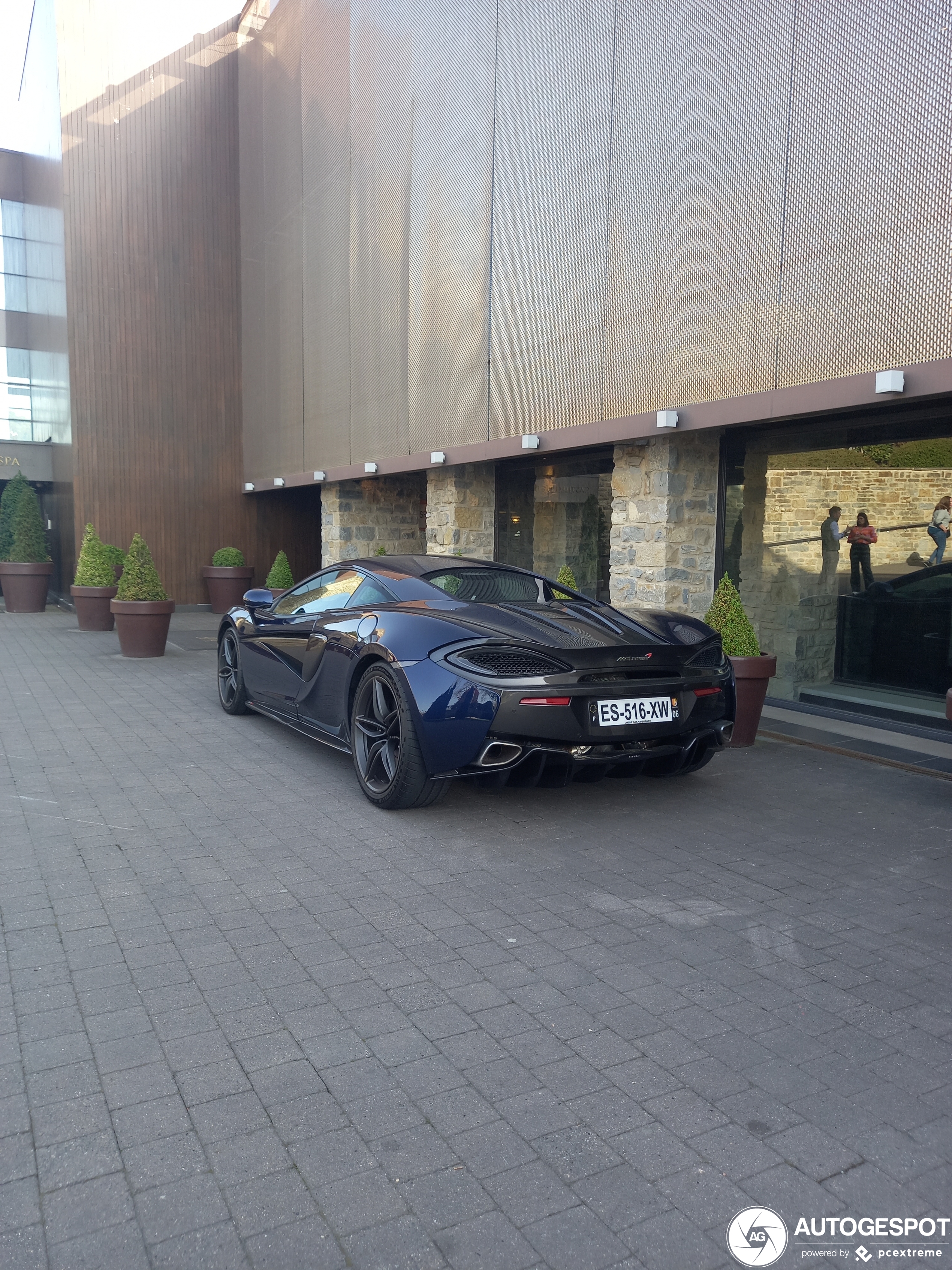 McLaren 570S