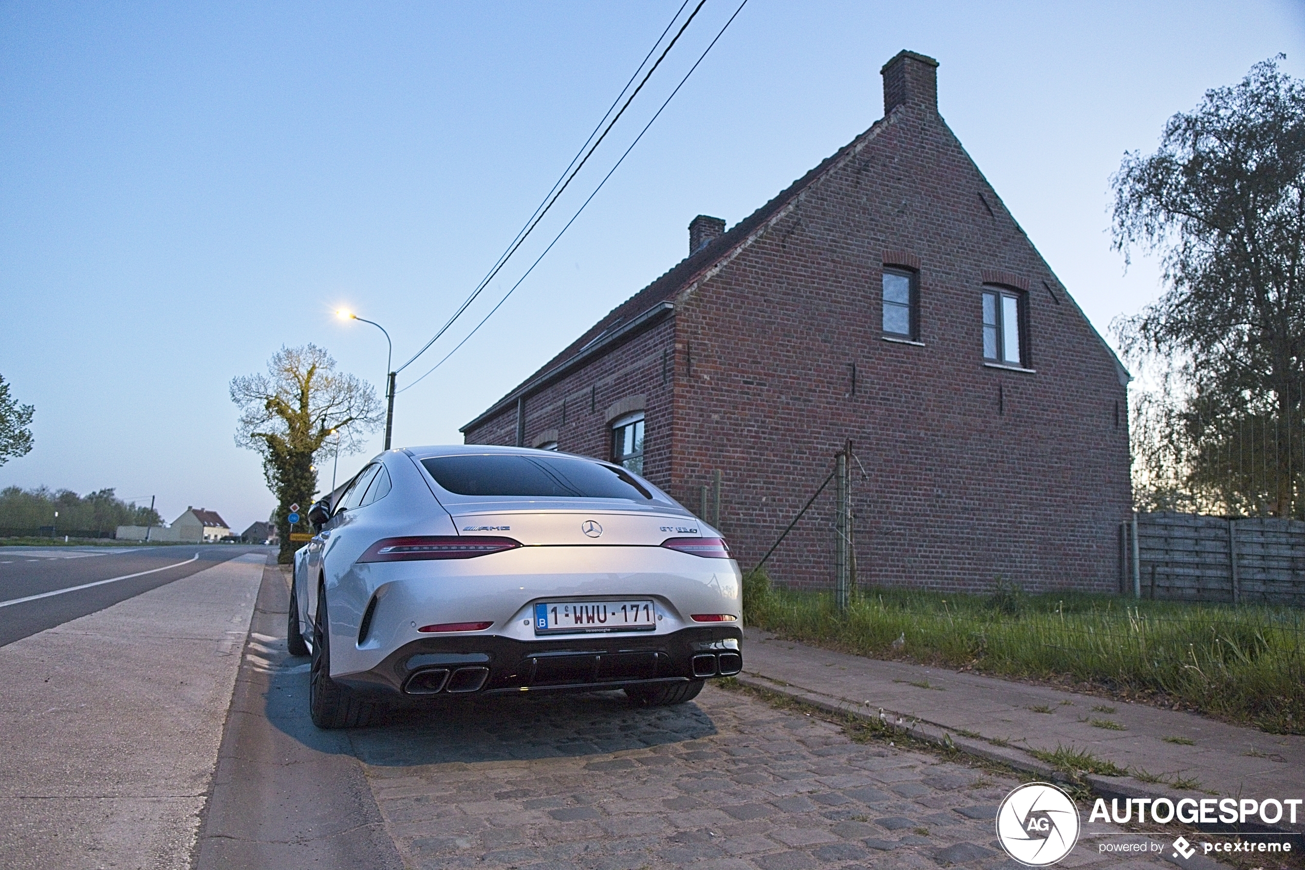 Mercedes-AMG GT 63 S X290