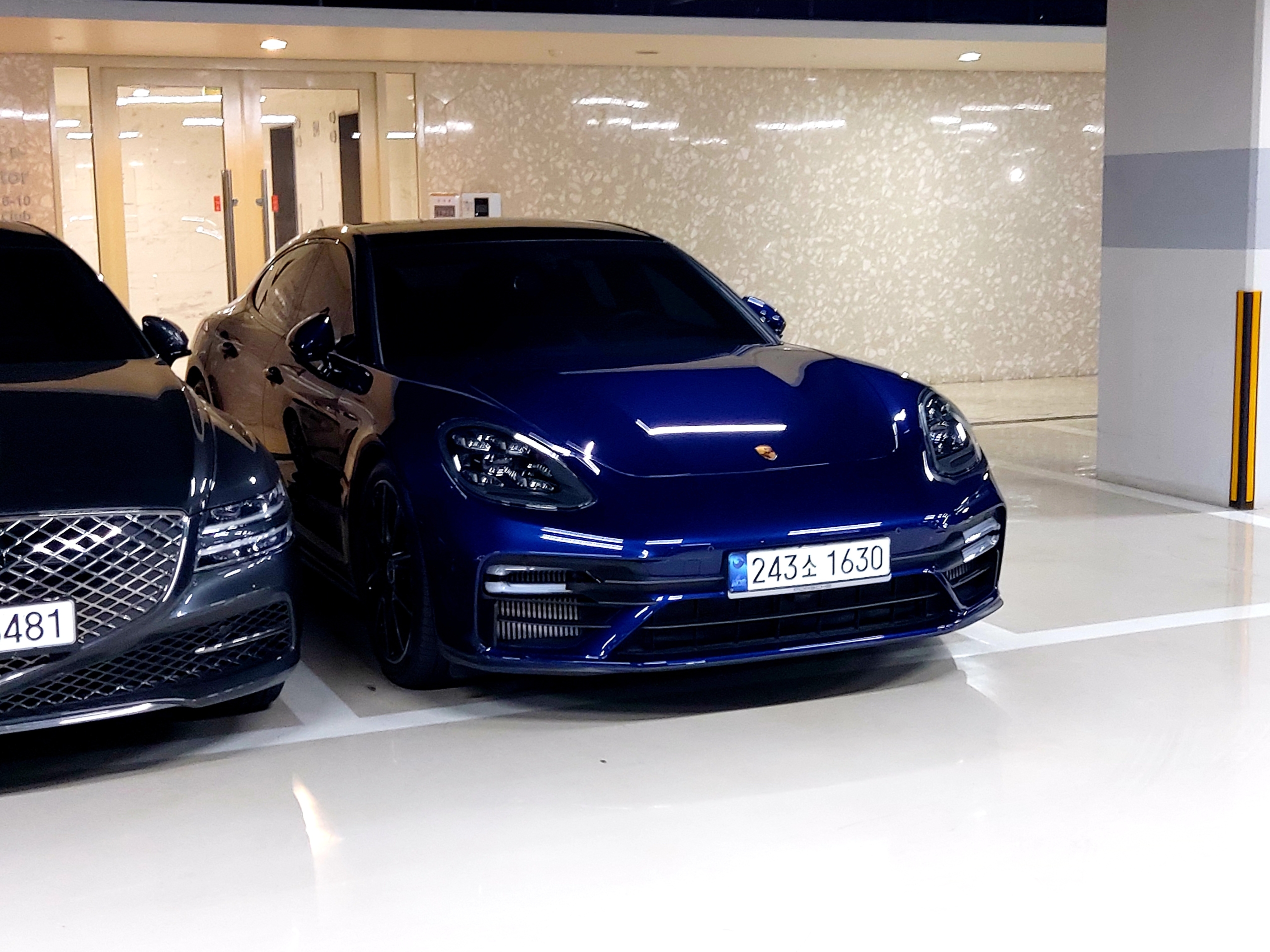 Porsche 971 Panamera GTS MkII - 21 April 2022 - Autogespot Porsche 971 Panamera GTS MkII - 21 April 2022 - Autogespot
