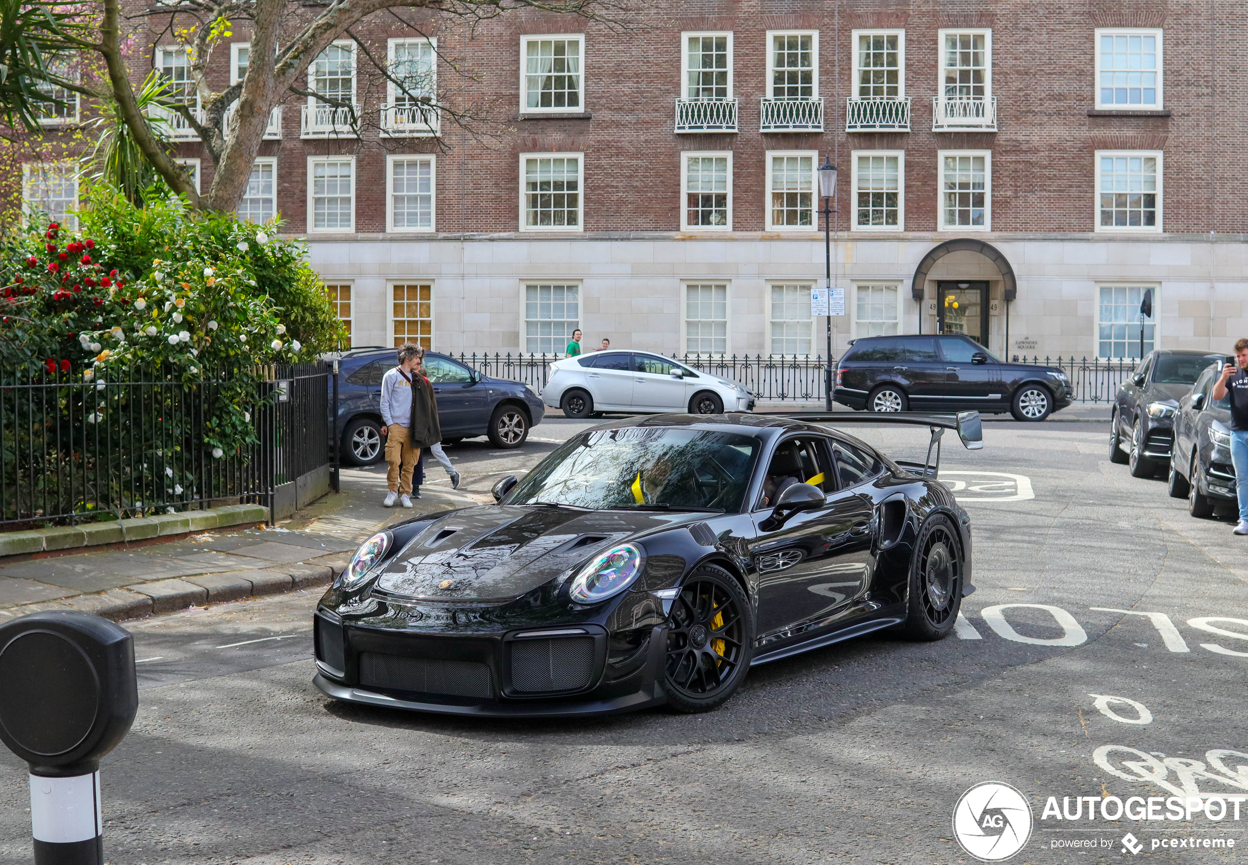 Porsche Manthey Racing 991 GT2 RS MR