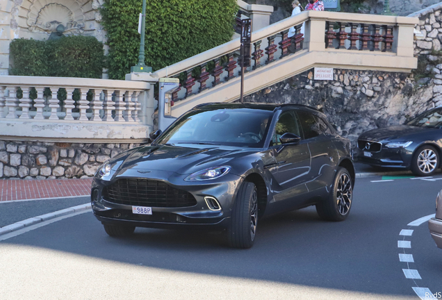 Aston Martin DBX