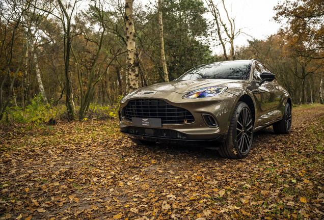 Aston Martin DBX