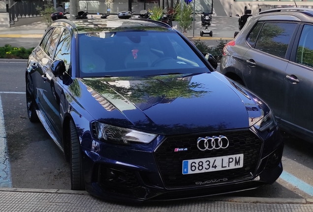 Audi RS4 Avant B9