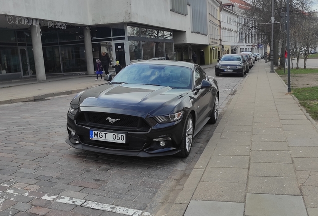 Ford Mustang GT 2015