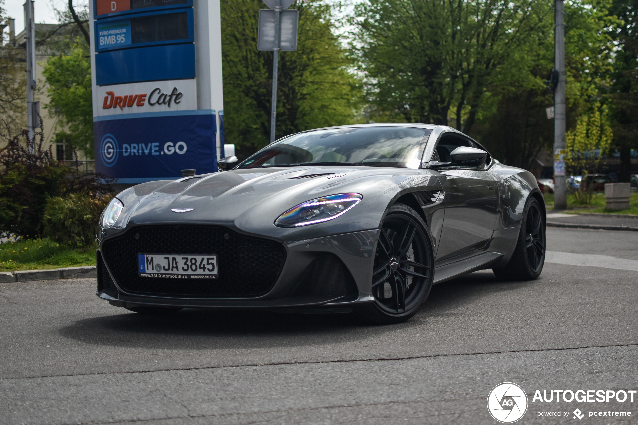 Aston Martin DBS Superleggera