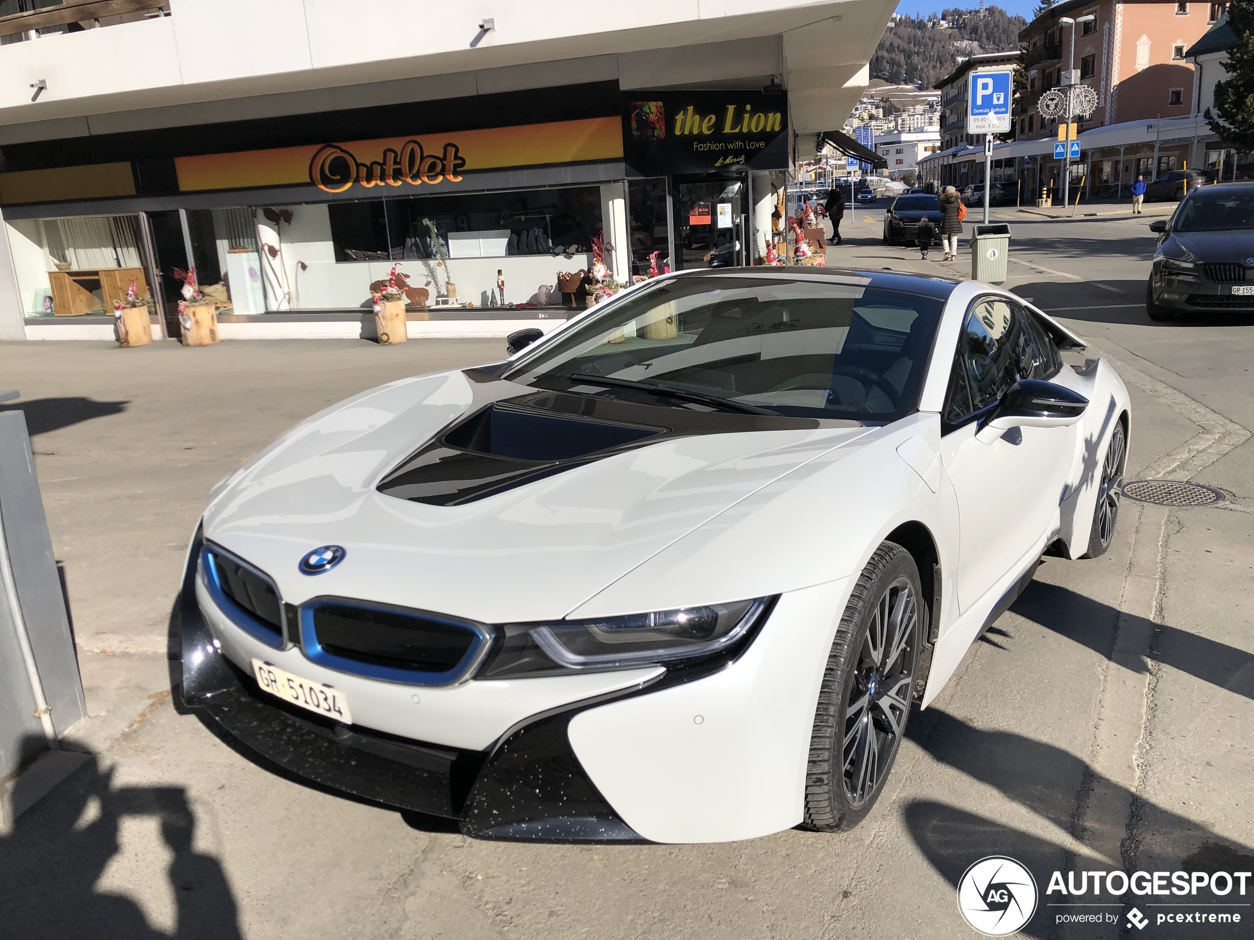 BMW i8