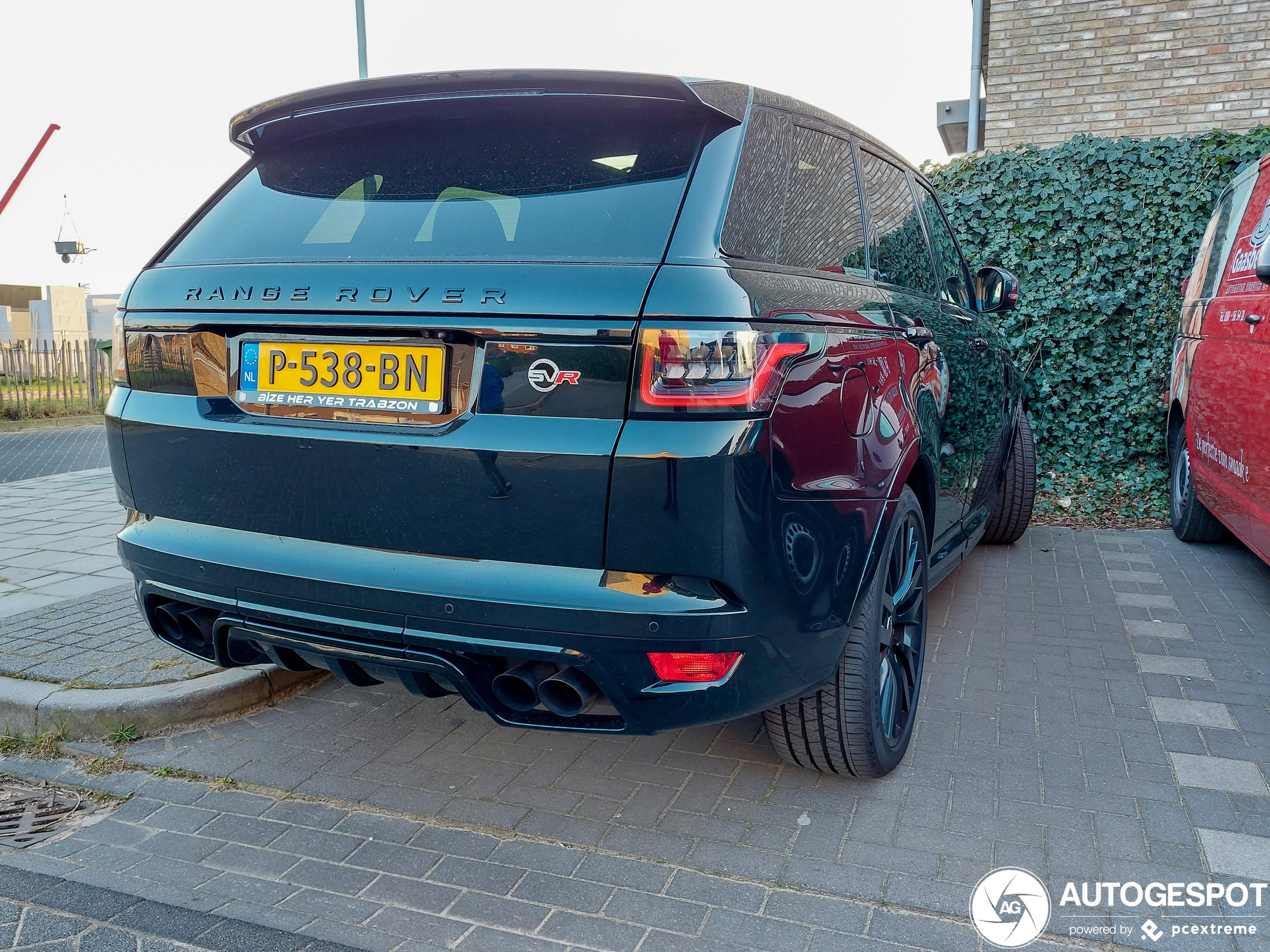 Land Rover Range Rover Sport SVR