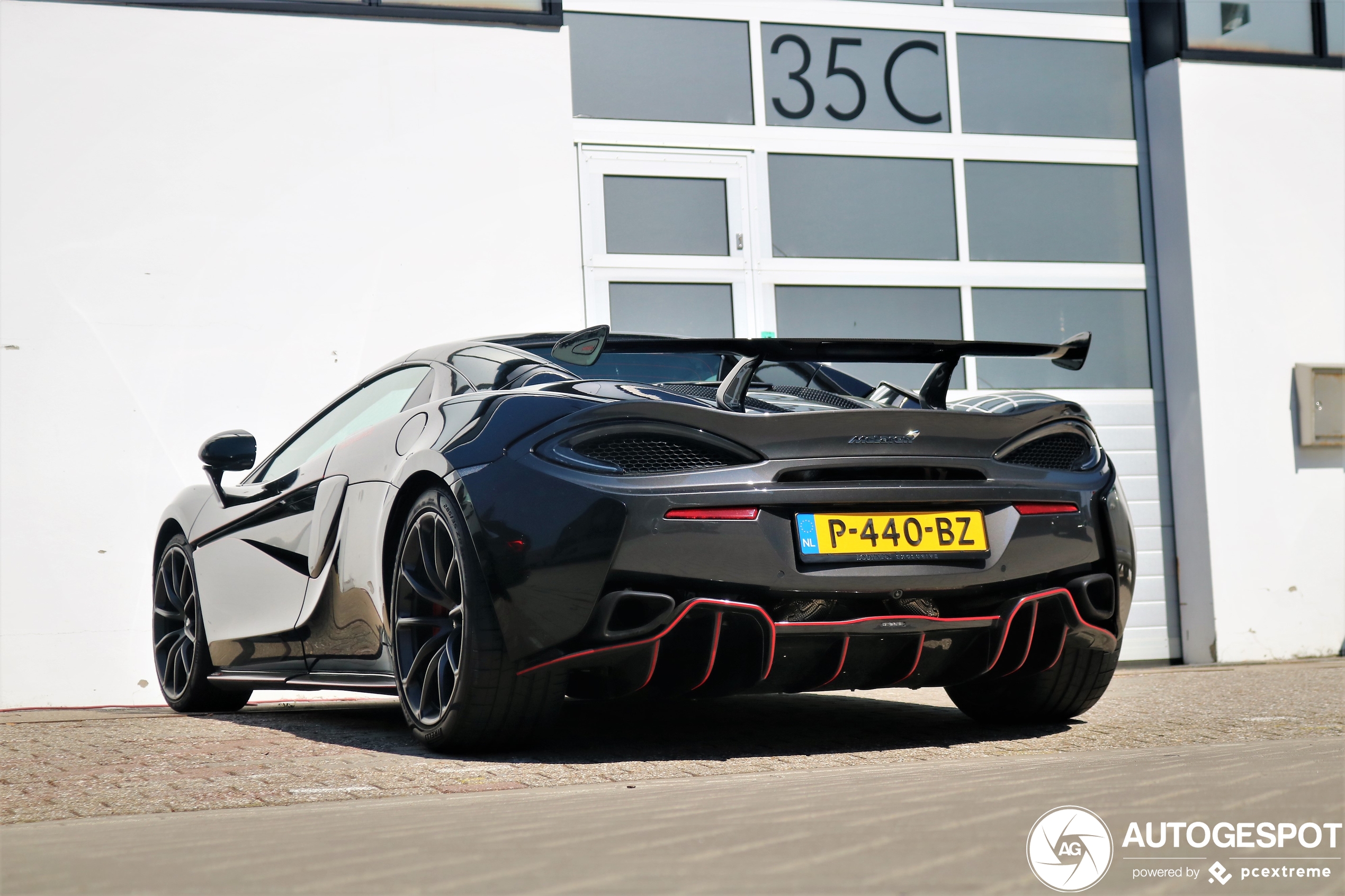 McLaren 570S Spider