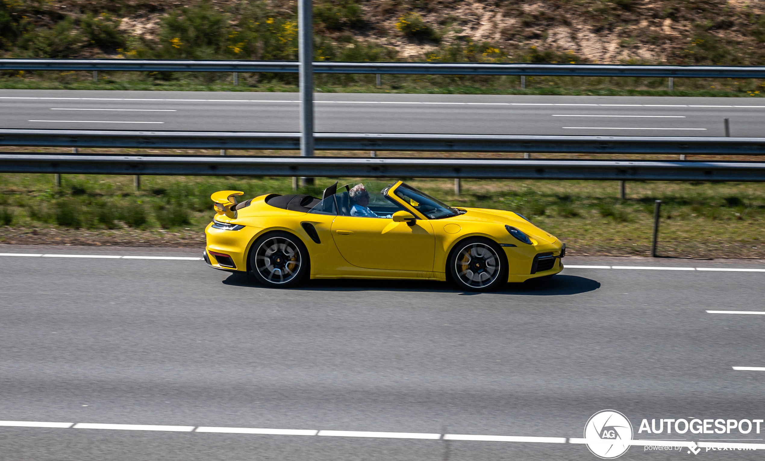 Porsche 992 Turbo S Cabriolet