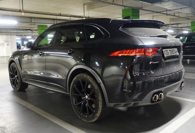 Jaguar F-PACE SVR