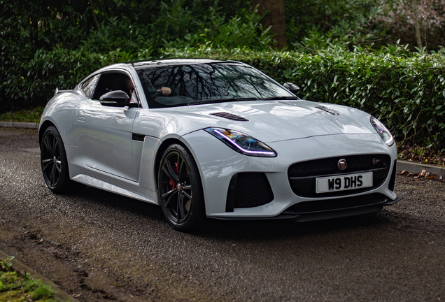 Jaguar F-TYPE SVR Coupé