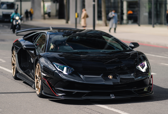 Lamborghini Aventador LP770-4 SVJ