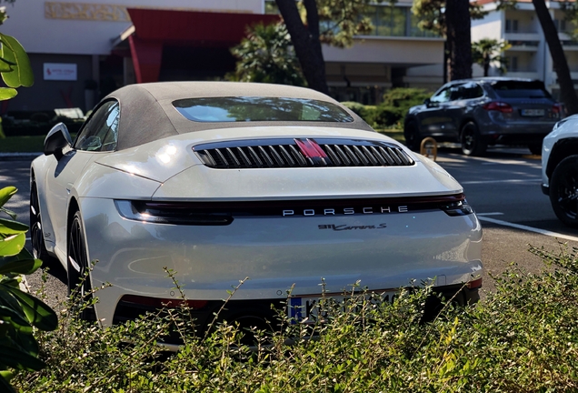 Porsche 992 Carrera S Cabriolet