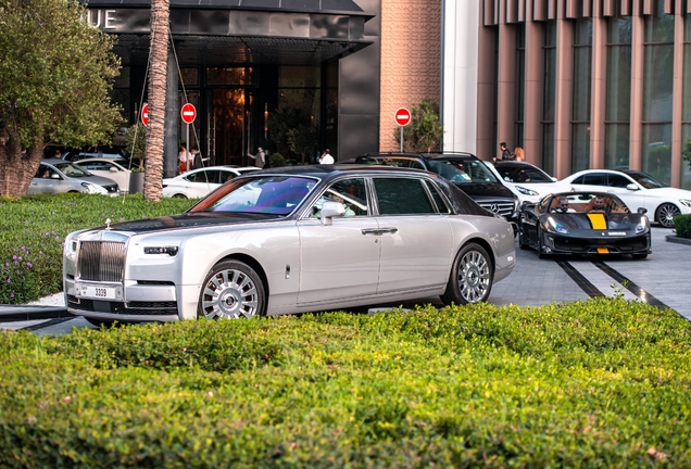 Rolls-Royce Phantom VIII EWB