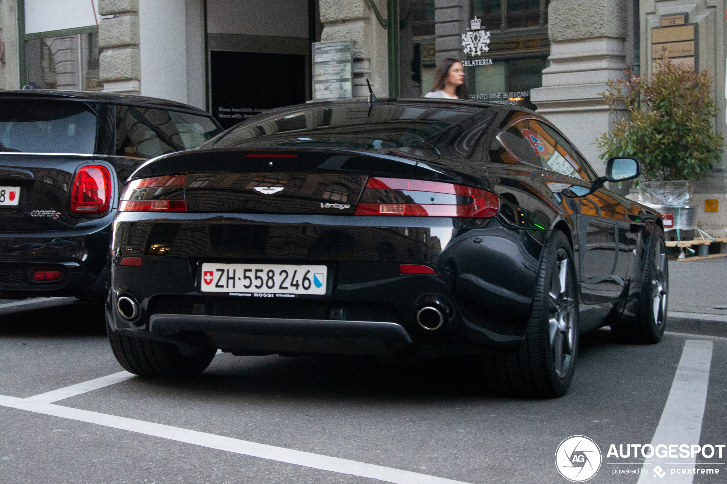 Aston Martin V8 Vantage