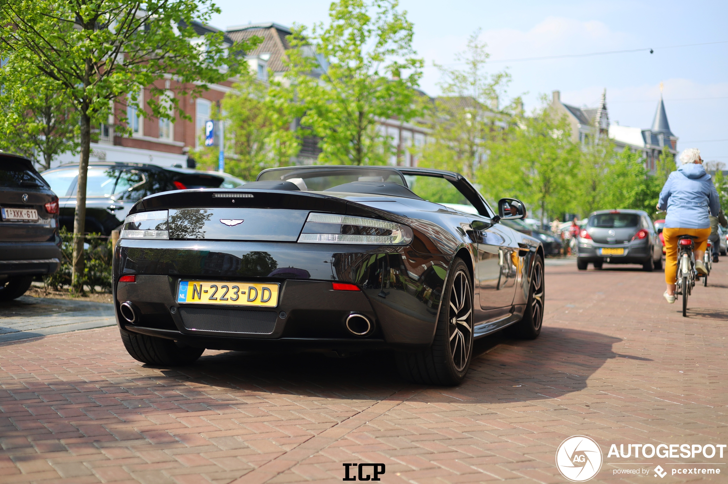 Aston Martin V8 Vantage S Roadster