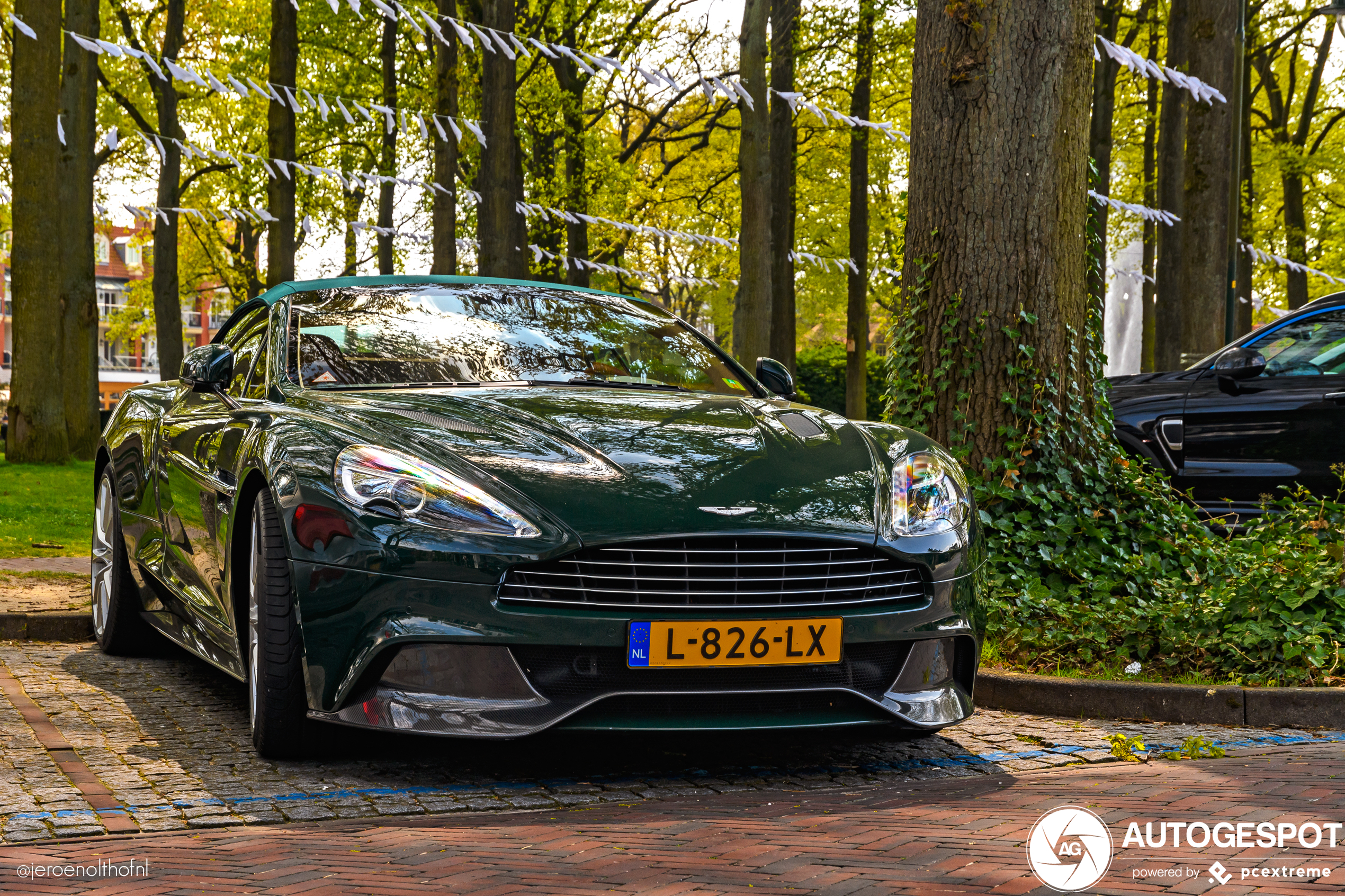 Aston Martin Vanquish Volante