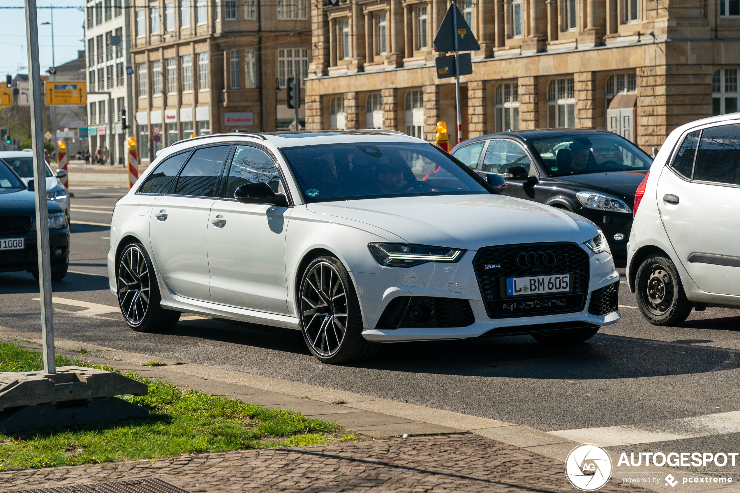 Audi RS6 Avant C7 2015