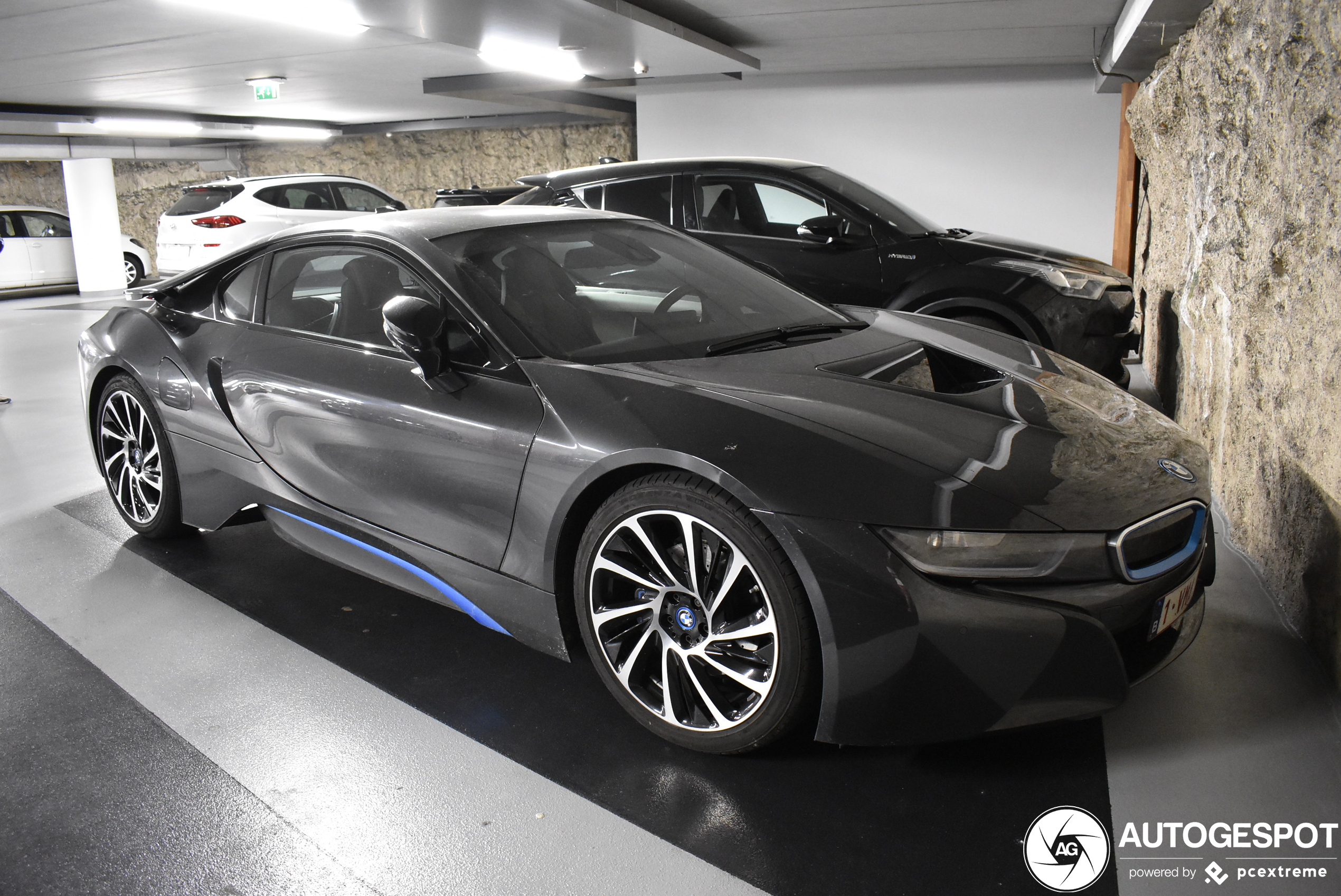 BMW i8