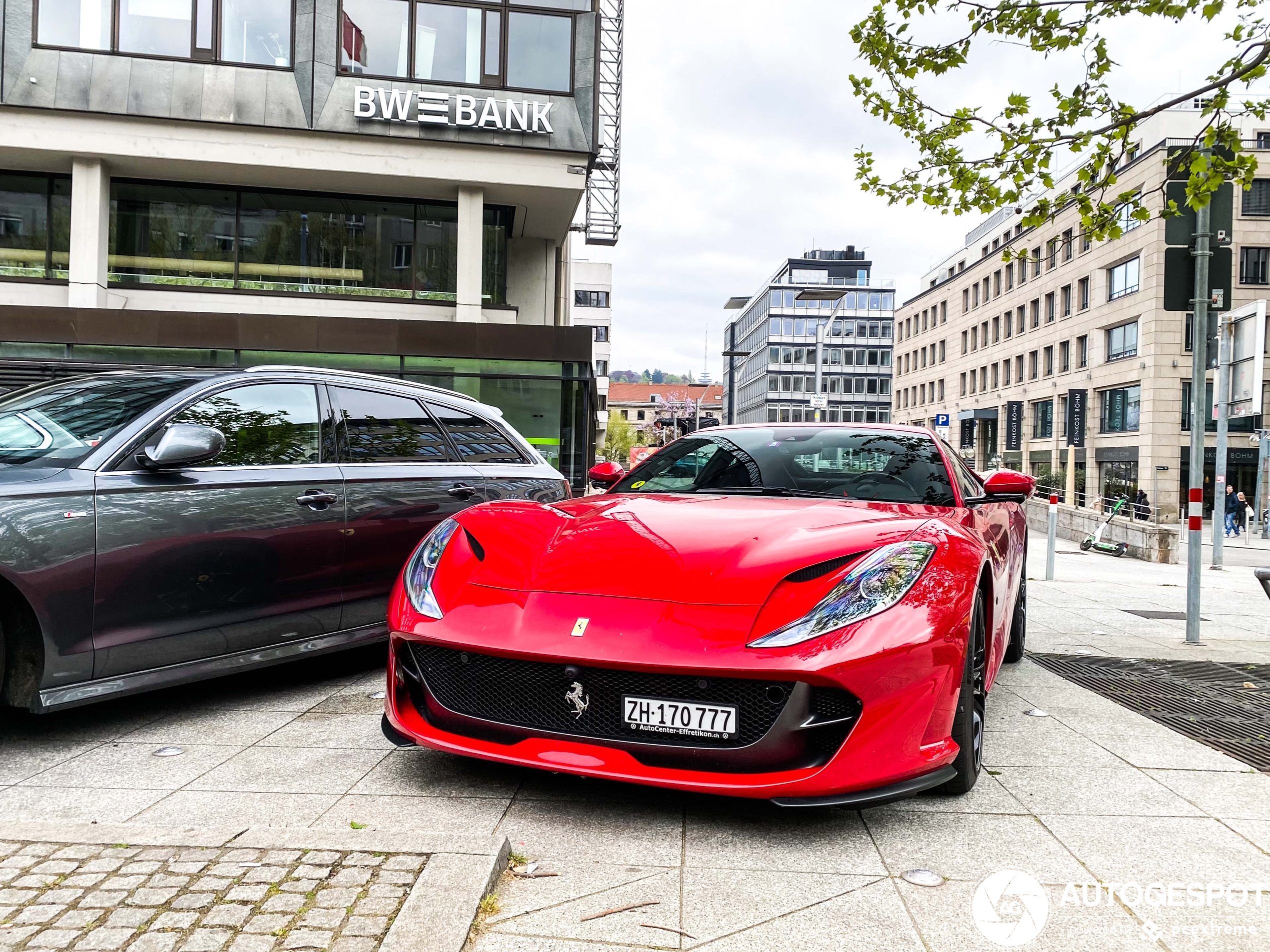 Ferrari 812 Superfast