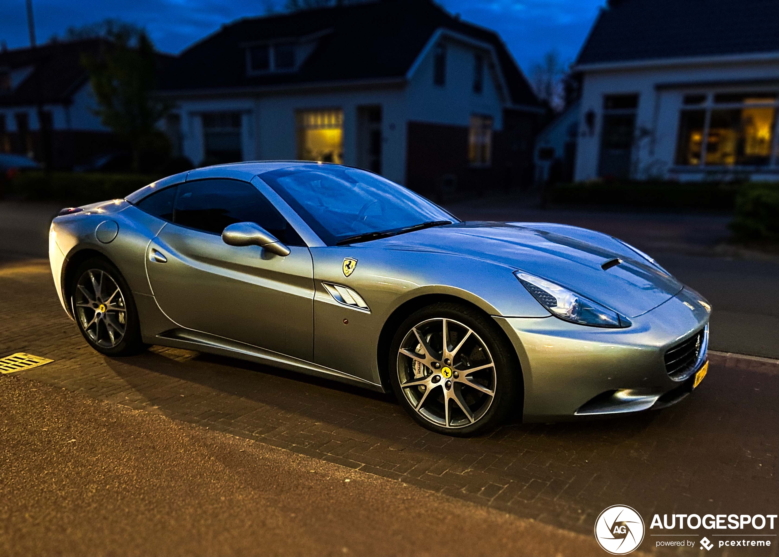 Ferrari California