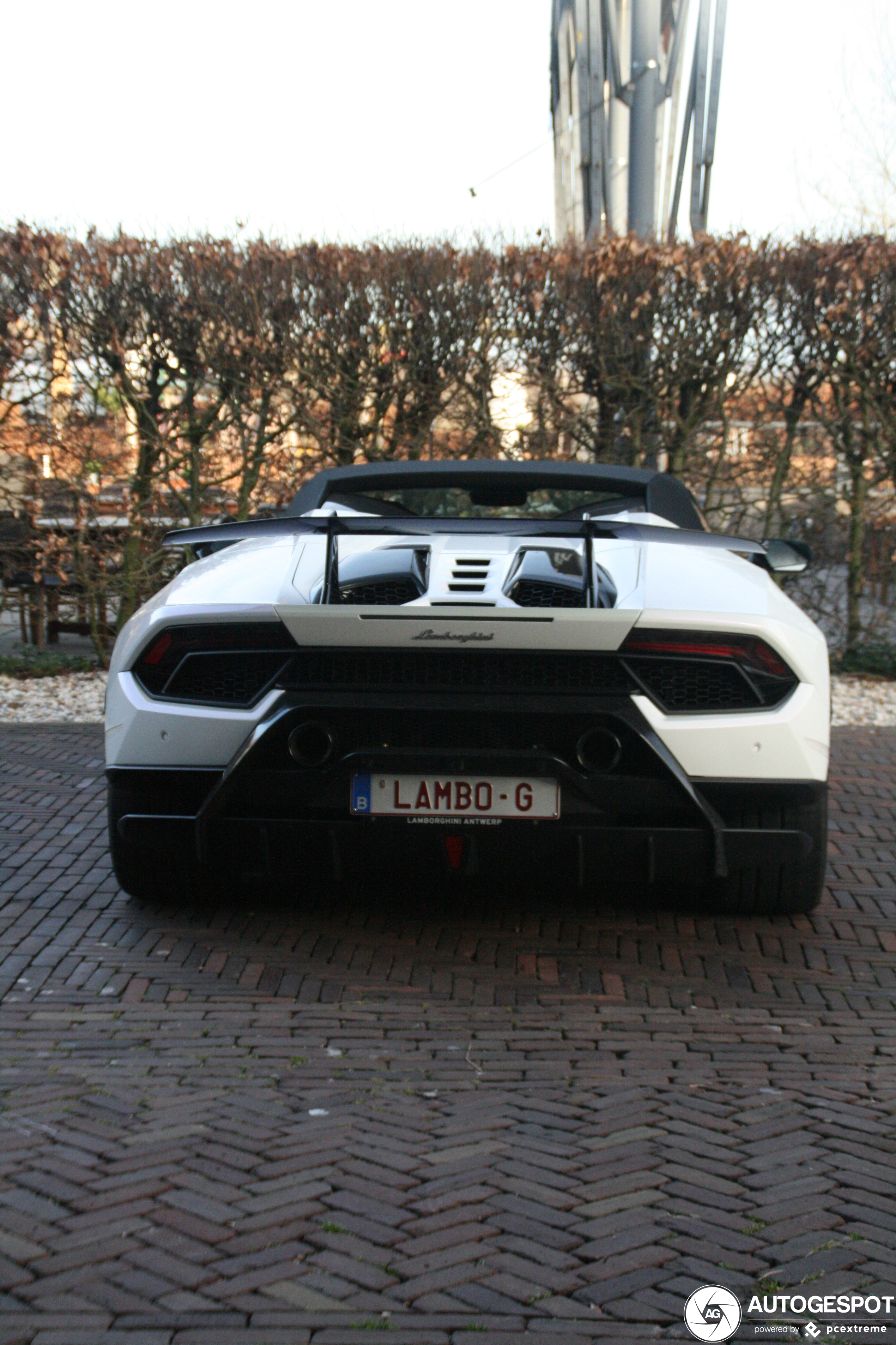 Lamborghini Huracán LP640-4 Performante Spyder