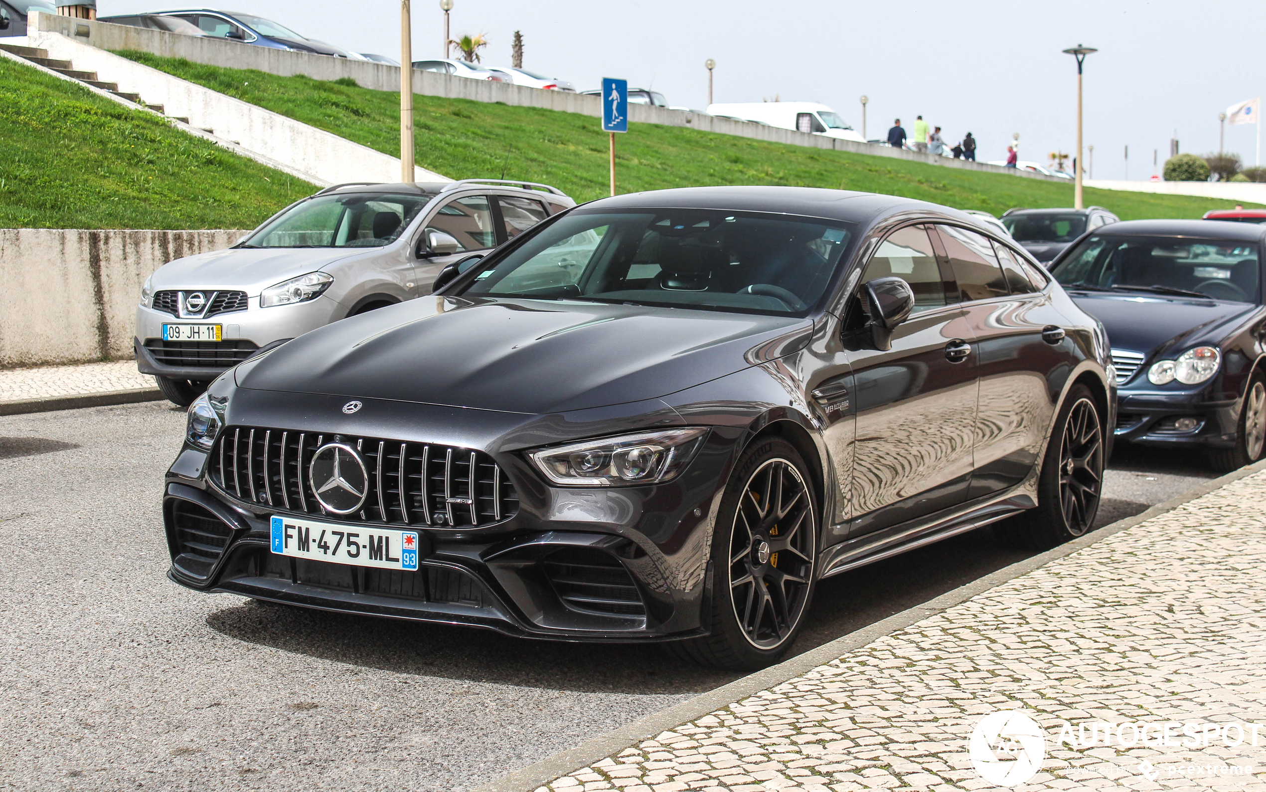 Mercedes-AMG GT 63 S X290