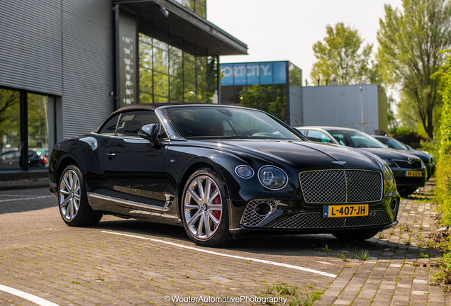 Bentley Continental GTC V8 2020